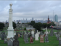 Friedhof in Queens mit Blick auf Manhattan