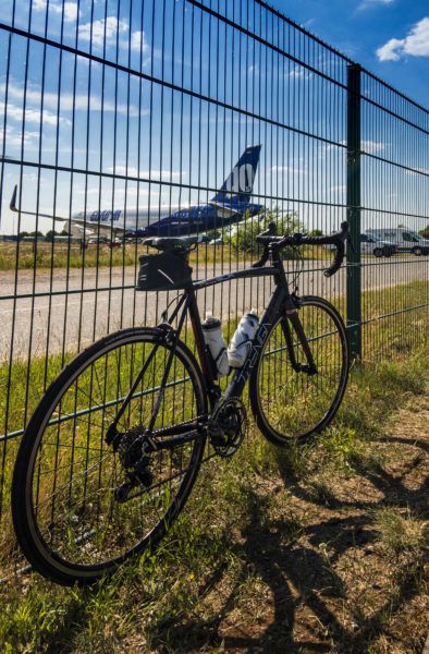 Rennrad und Airbus A320-neo