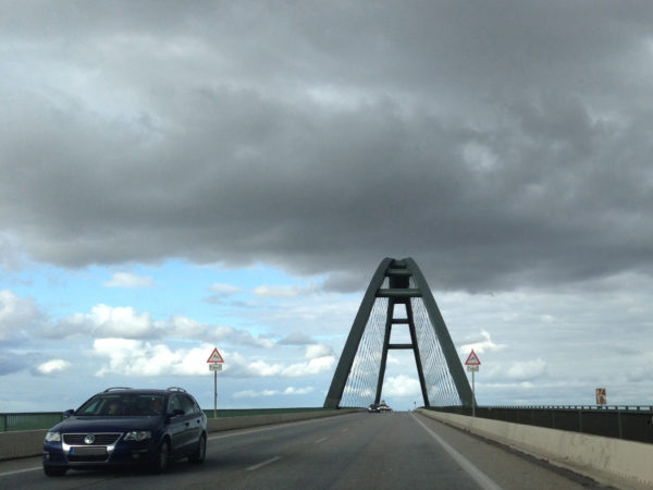 Fahrt auf die Fehmarnsundbrücke