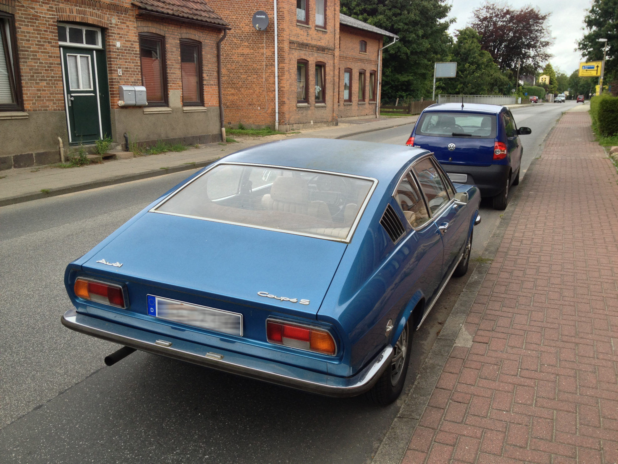 Audi 100 Coupé S