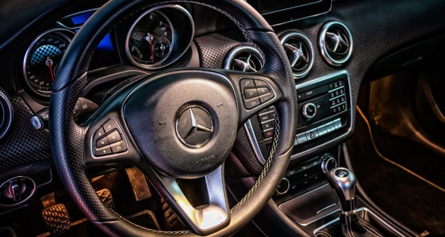 Cockpit Mercedes