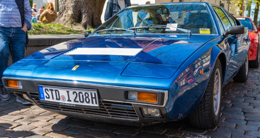 Ferrari Dino 208 GT4