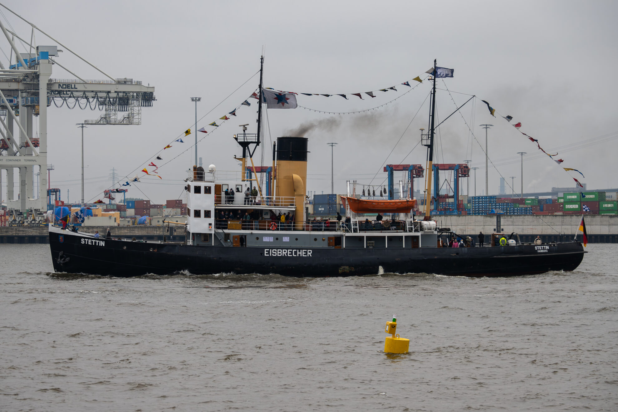 Dampfeisbrecher Stettin beim Hafengeburtstag